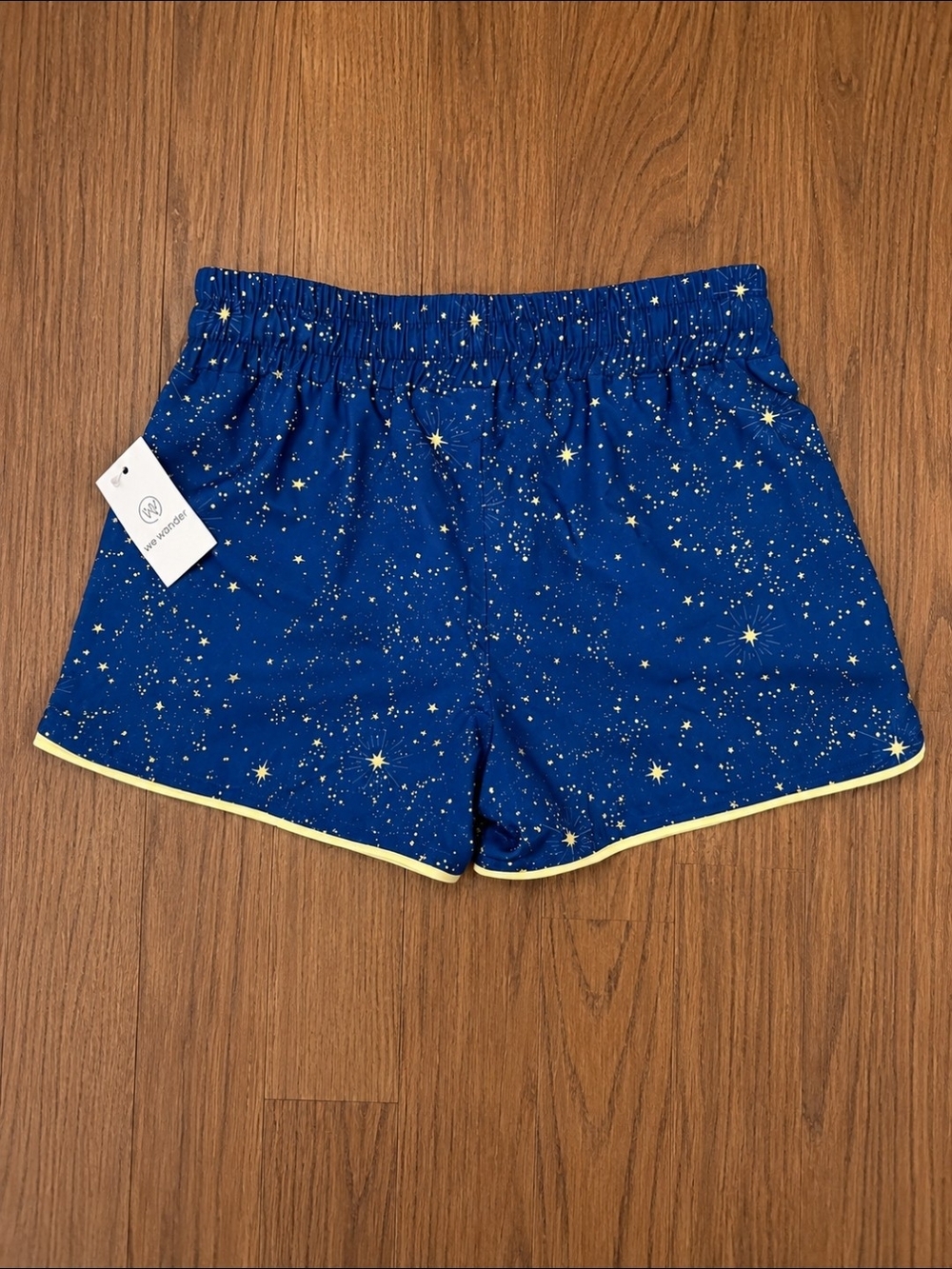 We Wander Girls Athletic Shorts – NWT – Star Print - Picture 2 of 3